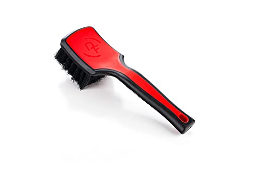 Detail Factory - ProGrip Interior Scrub Brush - Soft Bristles - Rubber Grip for Maximum Stability and Comfort - Curved Head Profile for Better Clearance - Red - color: Red