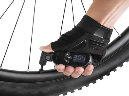Topeak SmartGauge D2X Digital Tire Pressure Gauge - Accurate and Easy-to-Use Bike Pressure Gauge with Digital Display - Measures PSI for Presta and Schrader Valves