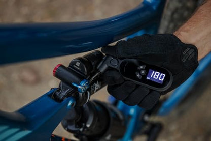 Topeak SmartGauge D2X Digital Tire Pressure Gauge - Accurate and Easy-to-Use Bike Pressure Gauge with Digital Display - Measures PSI for Presta and Schrader Valves
