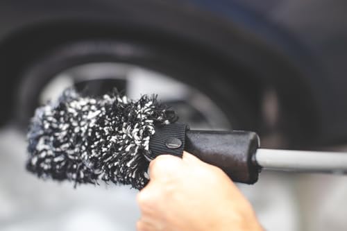 Detail Factory - Wheel Brush Kit with Interchangeable Microfiber Covers - Ultra-Soft Cleaning, Washing and Detailing Wheels, Tires, and Rims - Red - color: Red