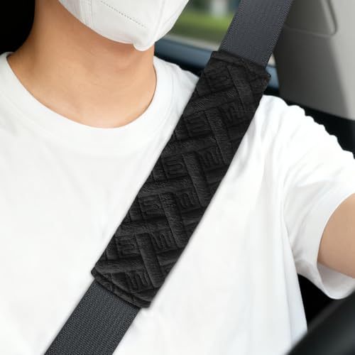 2PCS Car Seat Belt Covers, Plush Seat Belt Shoulder Pads, Seat Belt Shoulder Guard, Shoulder Strap Neck Cushion Protector, Universal Car Comfortable Accessories for Car SUV Truck (Black) - color: Black