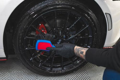 Detail Factory - ProGrip Wheel Face Brush - Ergonomic ProGrip Handle - Premium Wheel Cleaner Brush - Soft Flagged-Tip Bristles - Octane Ectoplasm