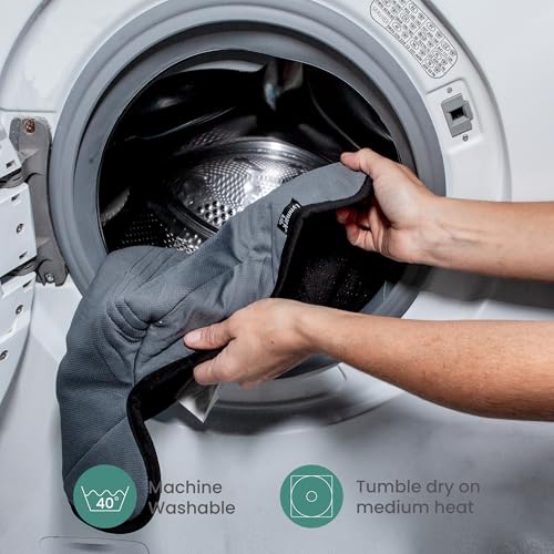 Lynmark® 2x Potty Training Car Seat Protector Cover - Waterproof Soft Piddle Pads for Toddlers and Baby Carseat - Travel-Friendly Universal Washable Liner Mat for Spills, Nappy Leaks, Accidents - Grey - size: 2 pack