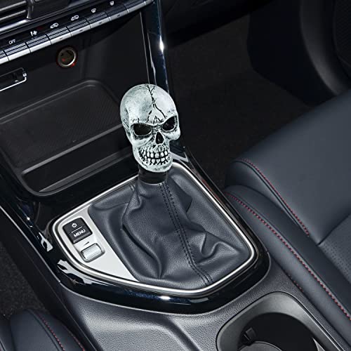 Skull Gear Speed Shift Stick Head Fit Most Cars - color: Silver