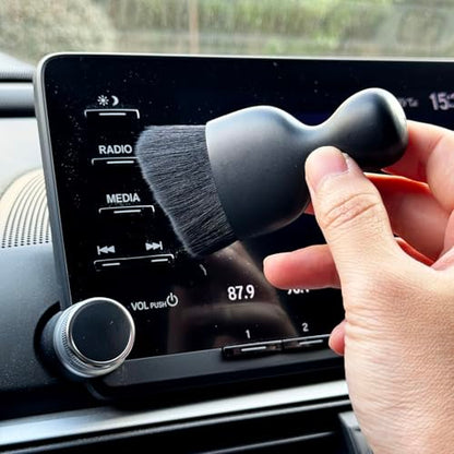 Car Detailing Brush, Soft Bristle Cleaning Brush, Scratch-Free Auto Duster Tool for Dashboard, Air Vents, Leather & Interior Cleaning (Black with Cap) - color: Black with Cap