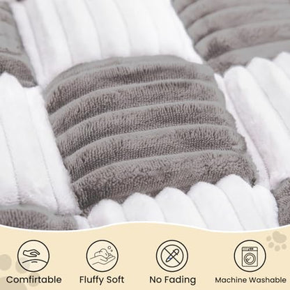 Backseat Pet Bed Mat,Dog Bed for Car,Dog Seat Cover for Car Back Seat, Non-Slip Travel Pet Mat, Fit for Backseat Extenders and Seat Covers (Light Gray&White) - color: Black