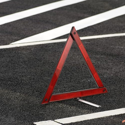 Reflective Safety Triangles for Vehicles 3-Pack Portable Emergency Roadside Warning Signs 11.22X9.64X9.05In Foldable Car Hazard Markers for Night and Adverse Weather
