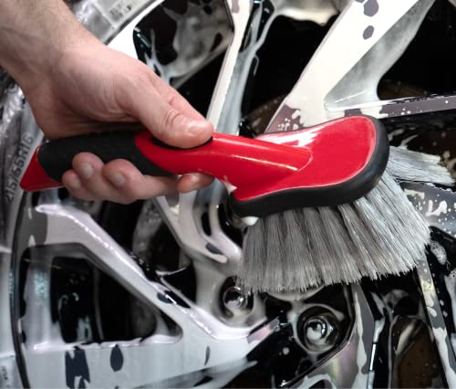 Mothers Car Wash Brush, Wheel and Fender Brush, Short Handle Tire Cleaner for Car Detailing, 10 Inch, Red/Black - size: Standard