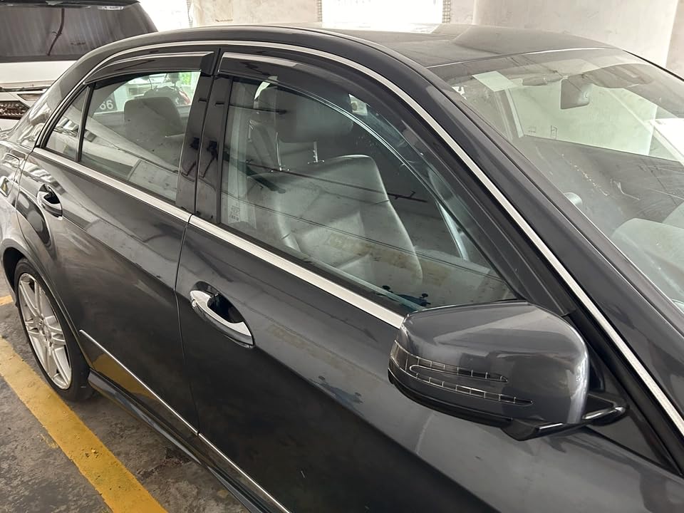 Rainproof Side Window Wind Deflectors for Mercedes-Benz C-Class W205 2015-2021, Tape-on Sun Rain Guard Sets,Nice Looking Window Visors for Cars,Vent Deflector for C-Class W205 15-21 MB44 - size: C-CLASS W205 2015-2021